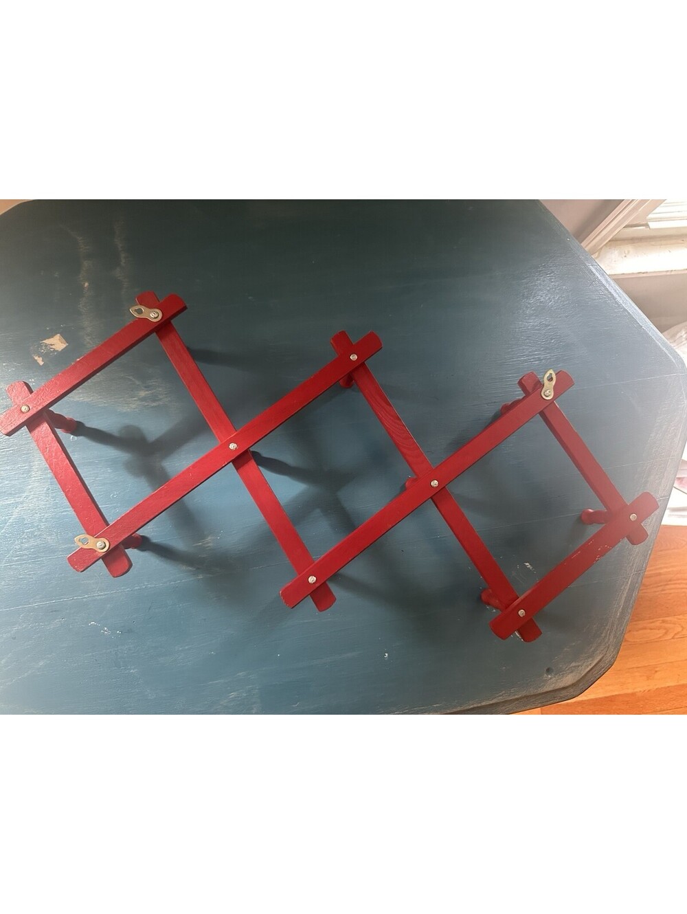 Red Vintage mid century Wooden Wall Folding Accordion Rack,Peg Hooks, Floral - Picture 3 of 9